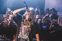 05_Alison Wanderland