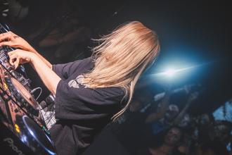 12_Alison Wanderland