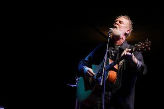 Glen Hansard and Friends