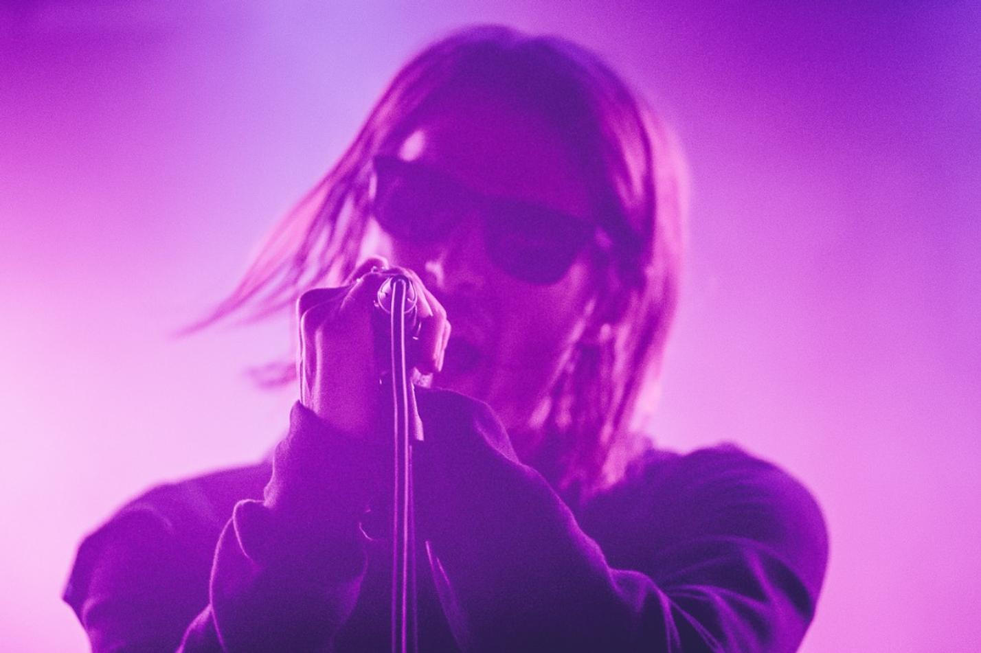 13_Cold Cave