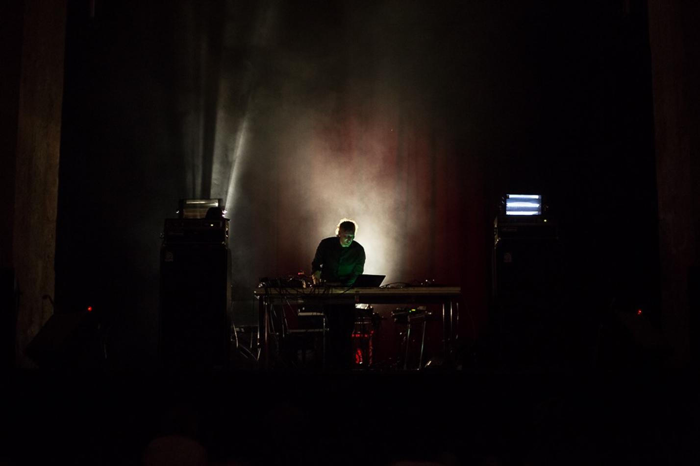 16_Lawrence_English_Donaufestival_28_04_2018_Kremze_Rakousko