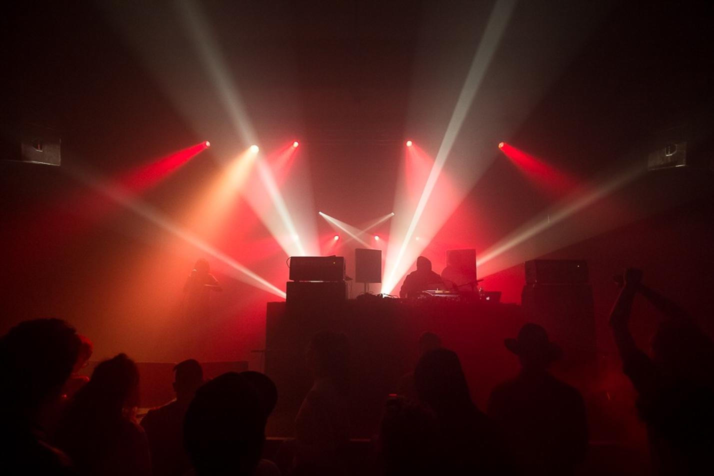 09_Zonal_feat_Moor_Mother_Donaufestival_28_04_2018_Kremze_Rakousko