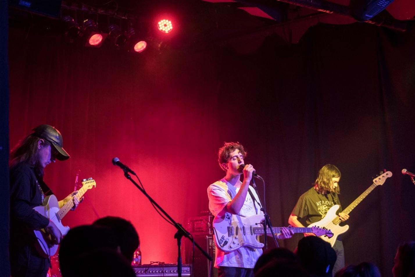 09_Beach Fossils