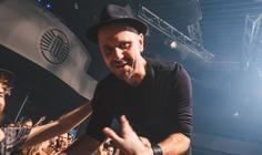 12_Booka Shade