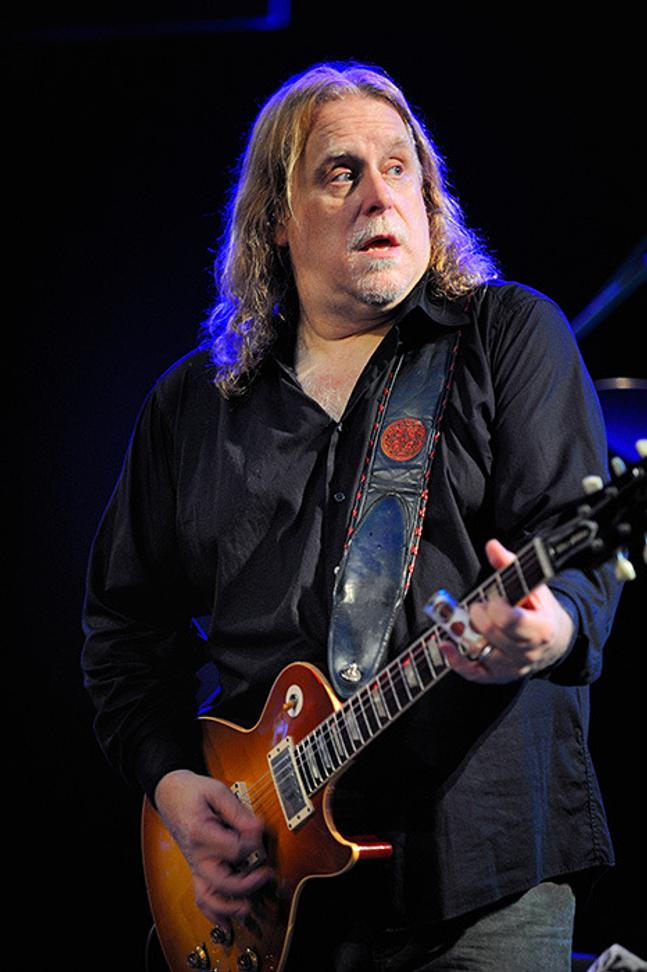 Warren_Haynes_Blues_Alive_16