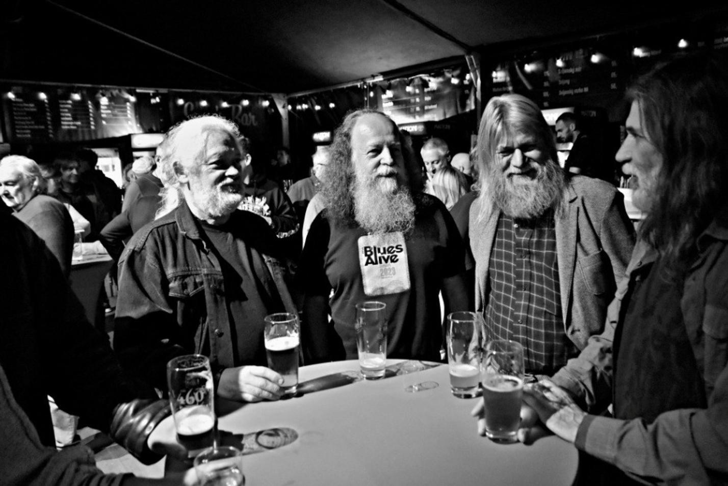 26-Blues Alive
