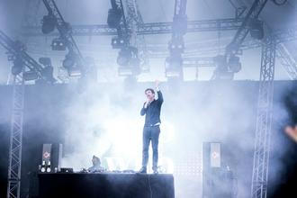 26_Who Made Who