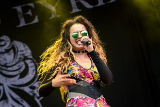 05_Ella_Eyre_Metronome_2016_Praha