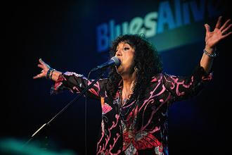 BluesAlive_MariaMaldaur2