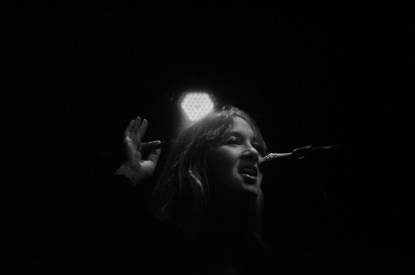 16 Sophie Hunger 6