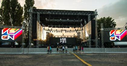 02_Neon Festival