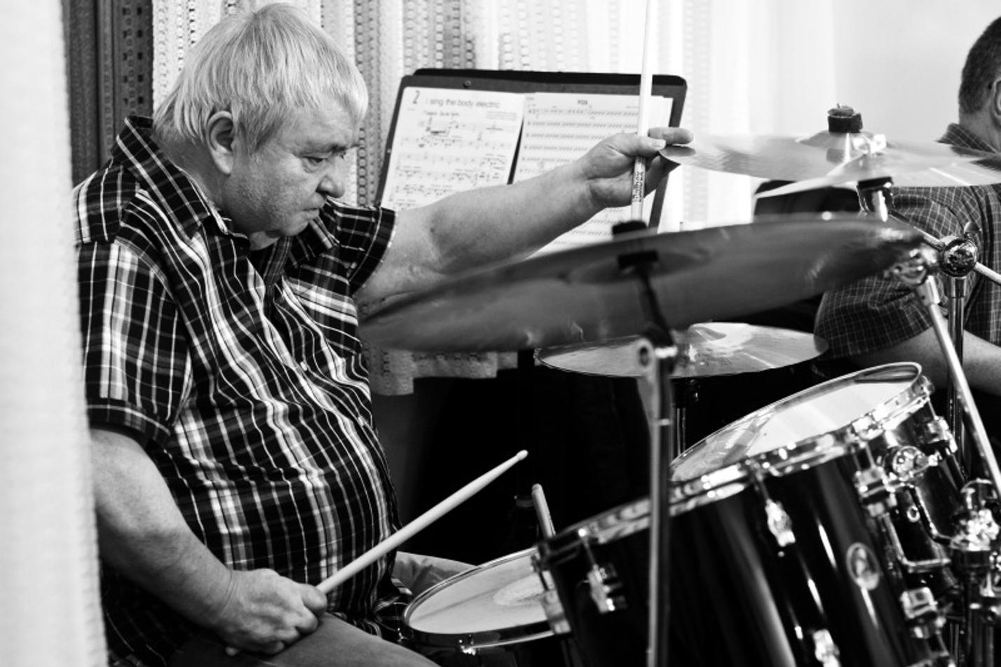 00¨2Big Band Beta