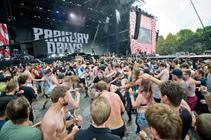 6765_parkway_drive