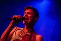 04_Perfume Genius