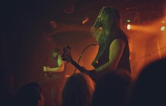 003_Svart Crown