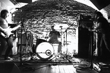 five seconds to leave 03