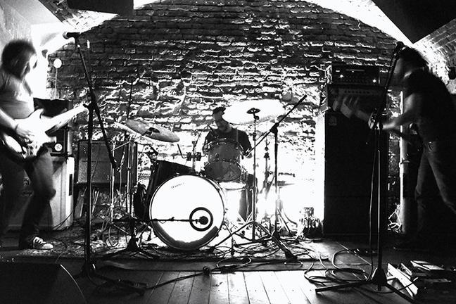 five seconds to leave 03