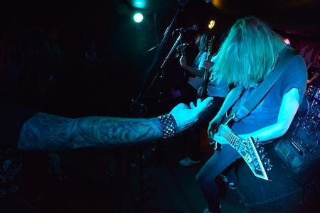 001_Laid To Waste