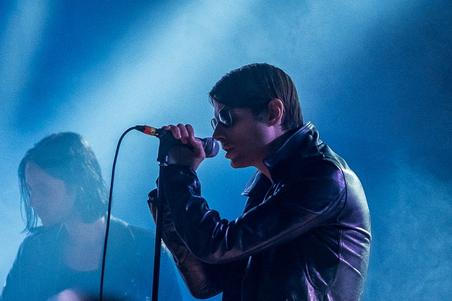 01_Cold Cave