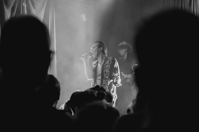 alex cameron-9
