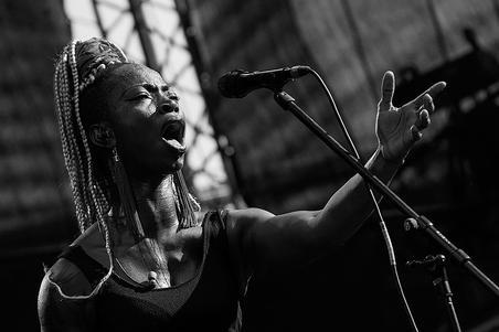 Dobet Gnahoré - II