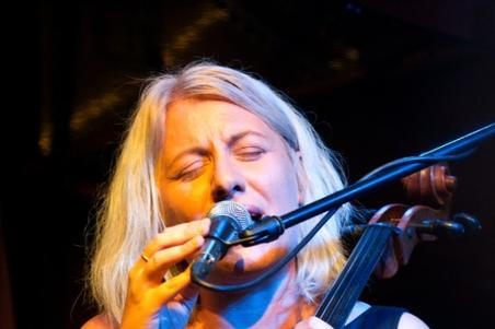 005DorkaBarova