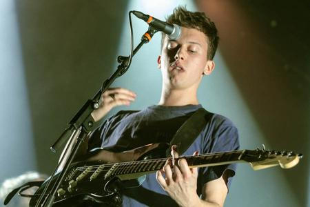Goerge_Ezra-2
