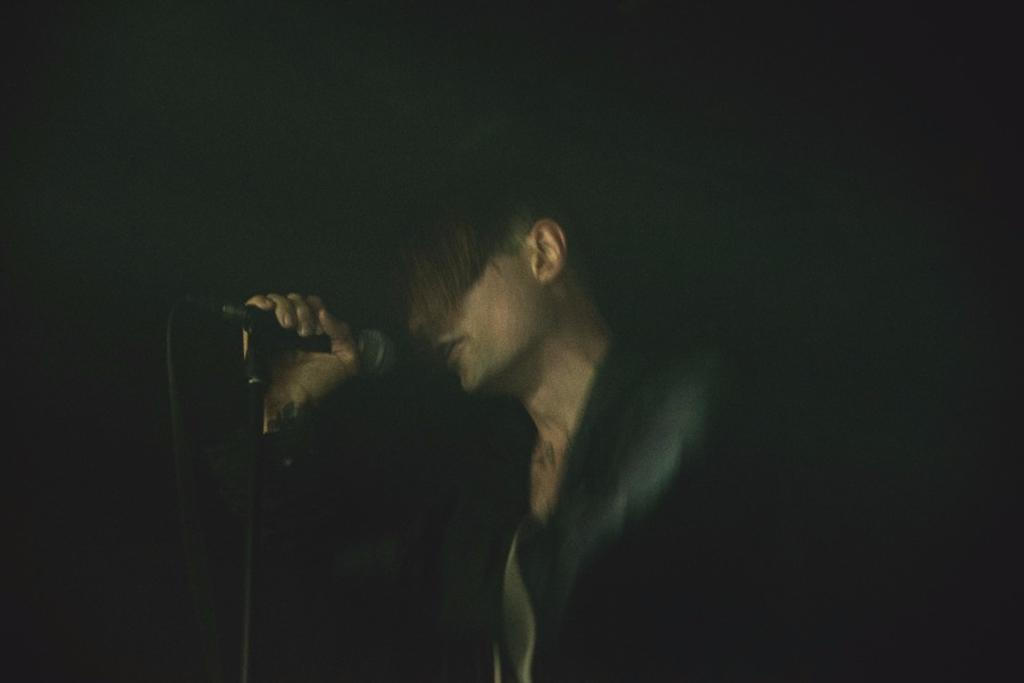 Cold Cave 01