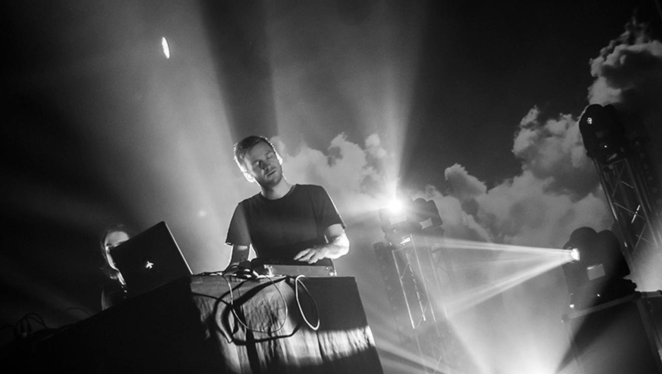 01_kiasmos