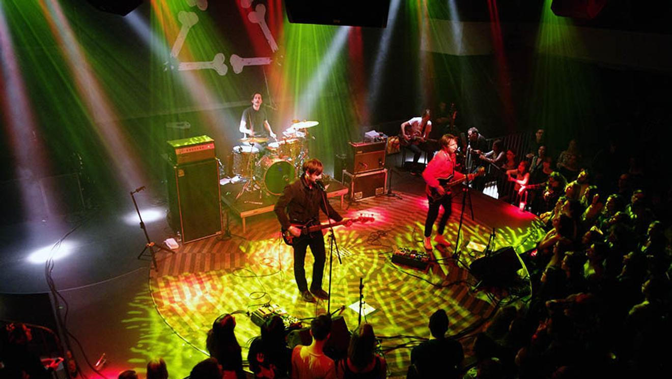 PeterBjornAndJohn_1