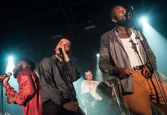 09youngfathers