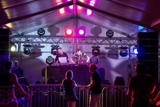 08_Neon Festival
