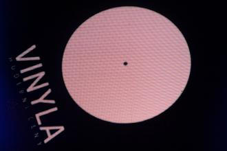 Vinyla-16