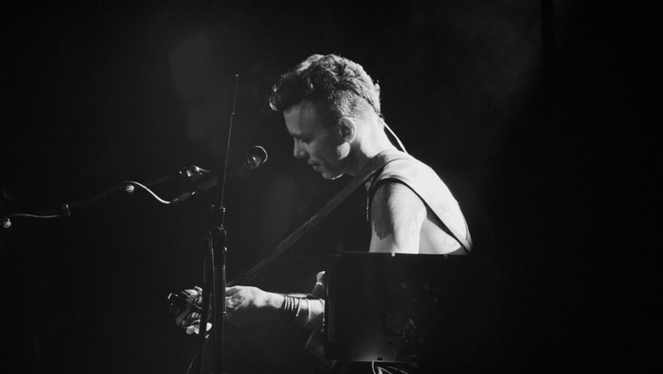 1 Asaf Avidan