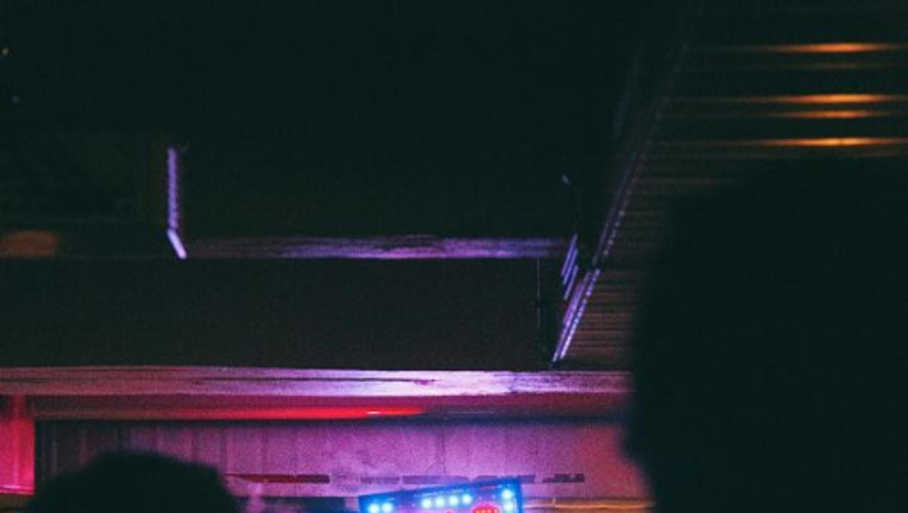 role_divided_loftzlin-003