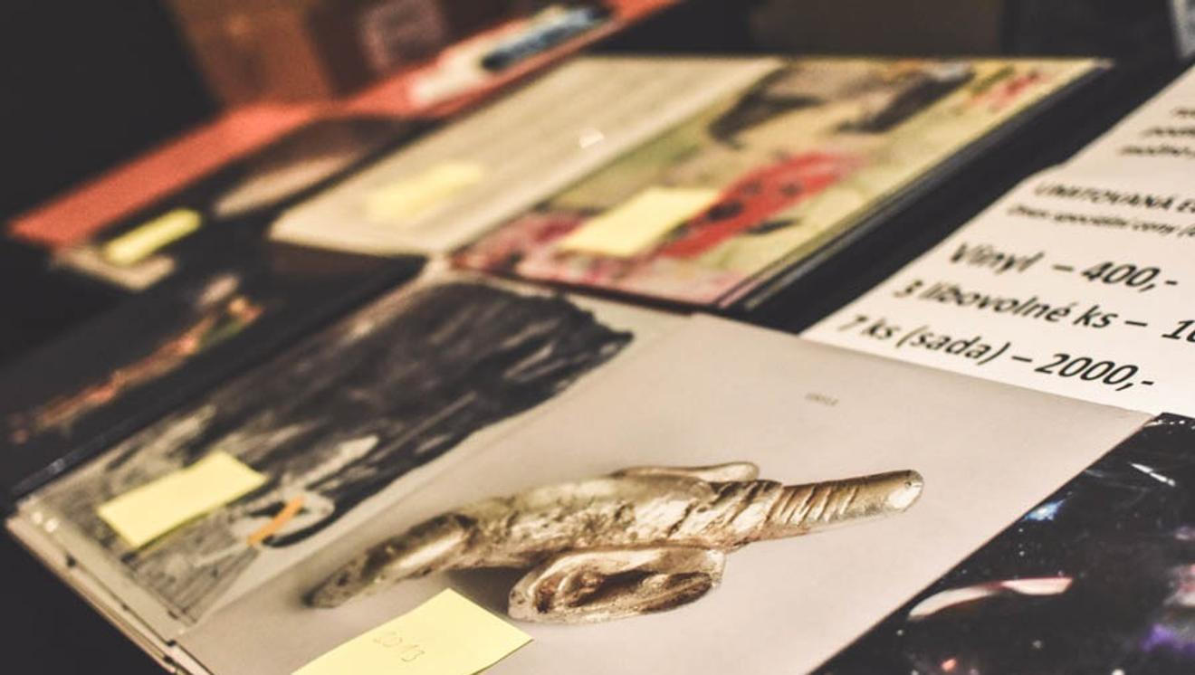 Vinyly