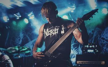10_Aversions Crown