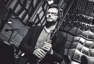 Floex & Tom Hodge & SOČR 1