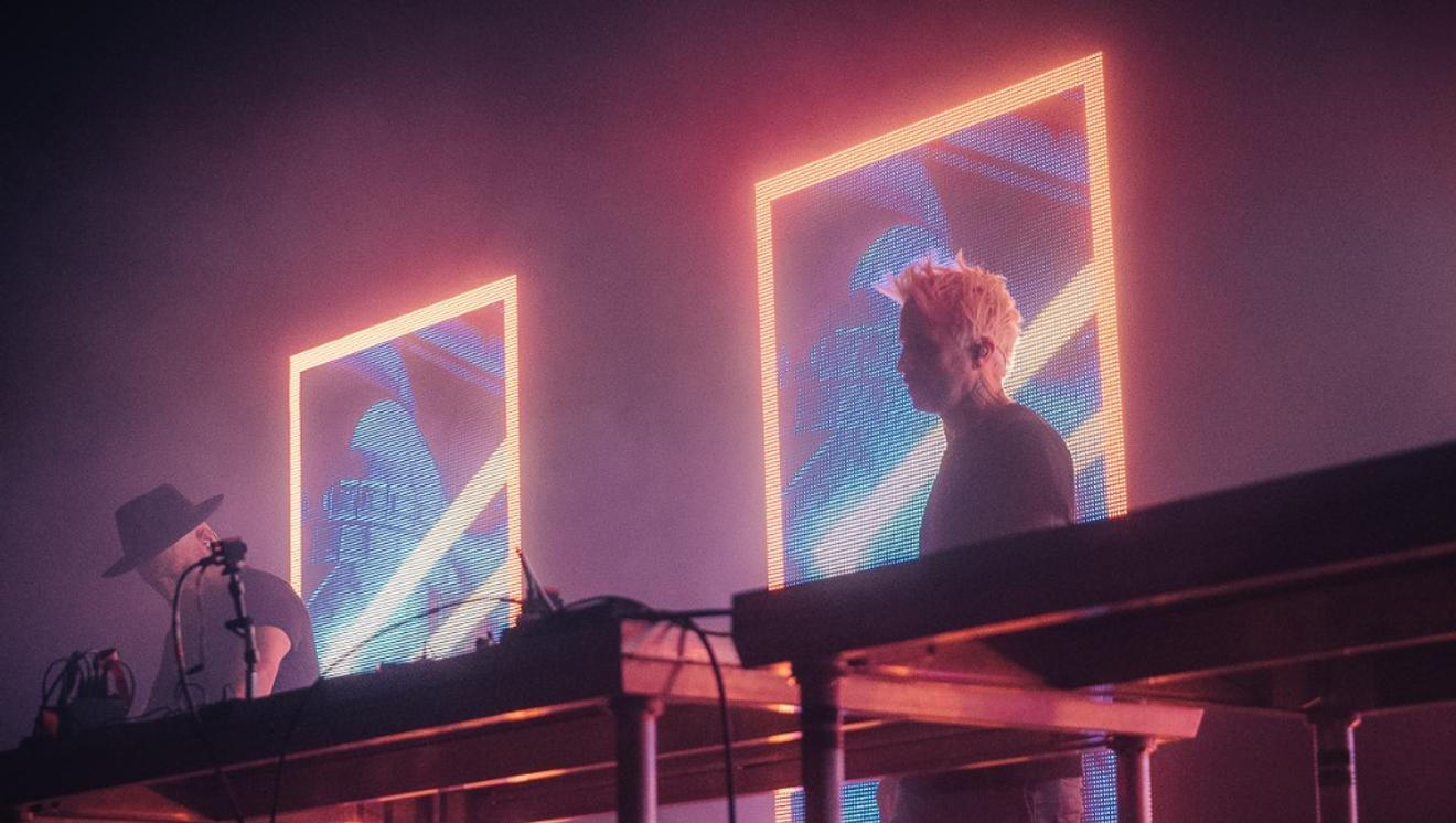01_Glitch Mob
