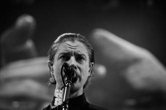 8953_interpol