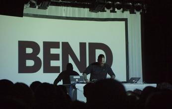 11_Com Truise_Meetfactory