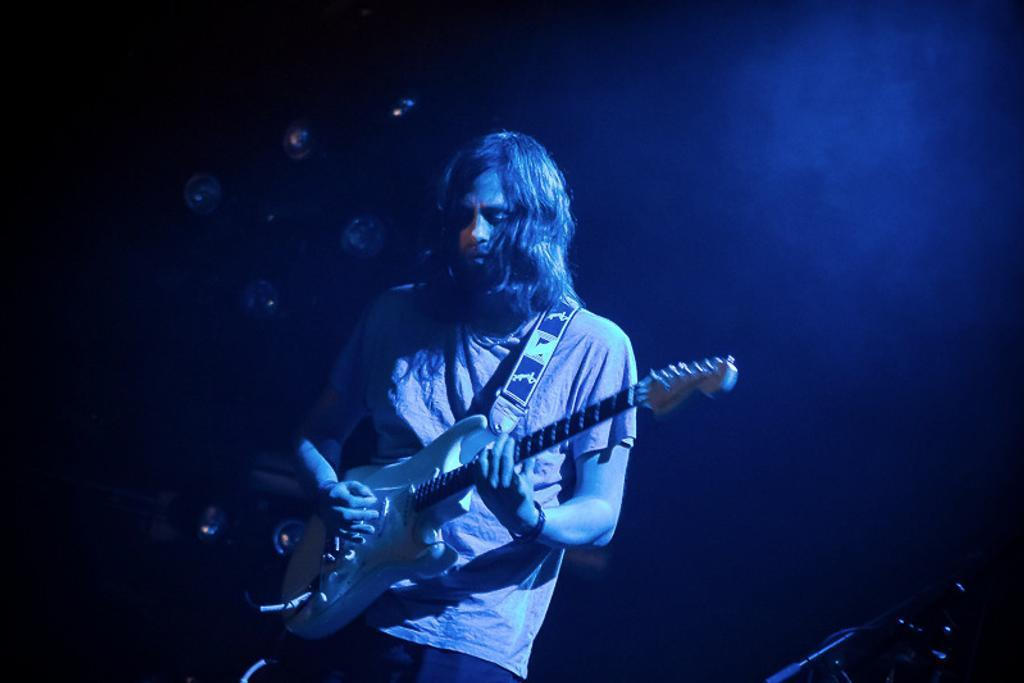 02_She_Drew_The_Gun_10_11_2015_Fleda_Brno