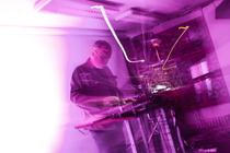 08_Drew_McDowall_01_02_2016_Praha_v_Brne