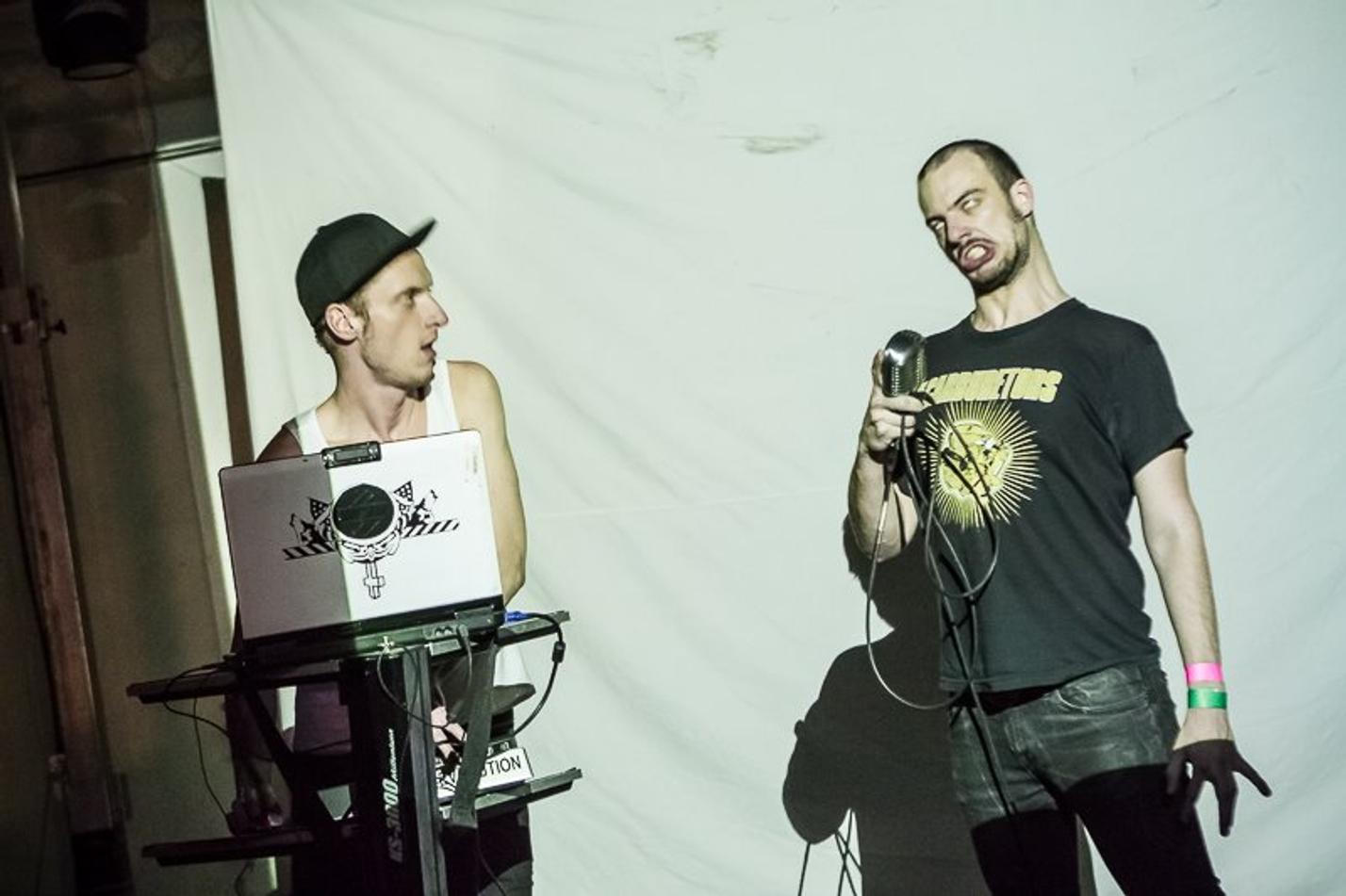 12_Schwarzprior_Itch_My_HaHaHa_27_11_2015_Mala_Amerika_Brno