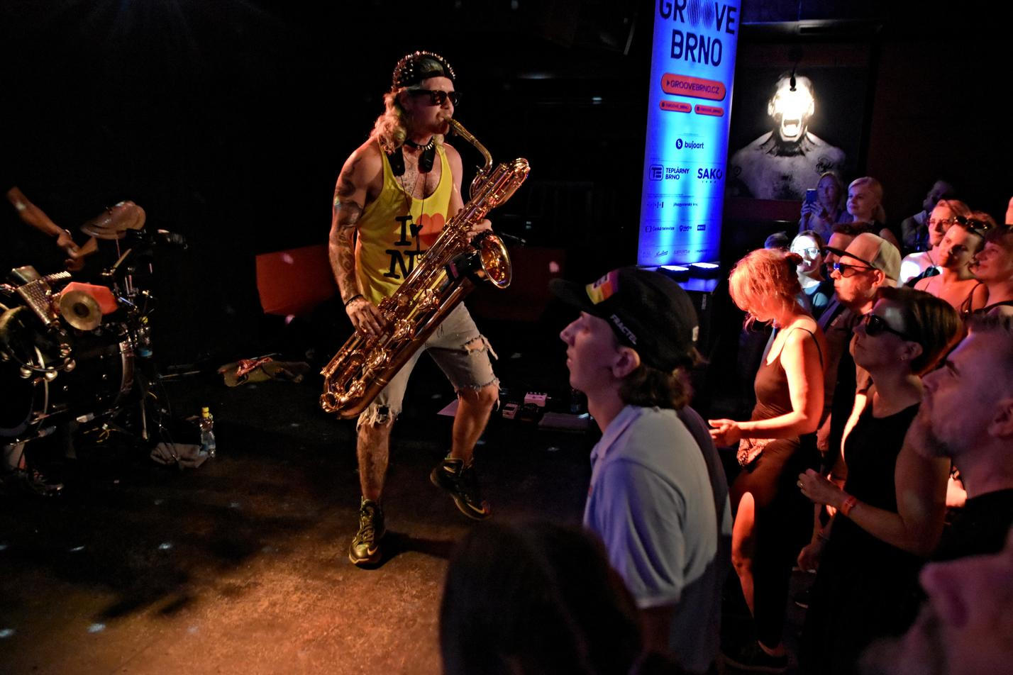 Too Many Zooz