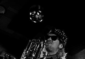 Too Many Zooz