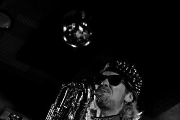 Too Many Zooz