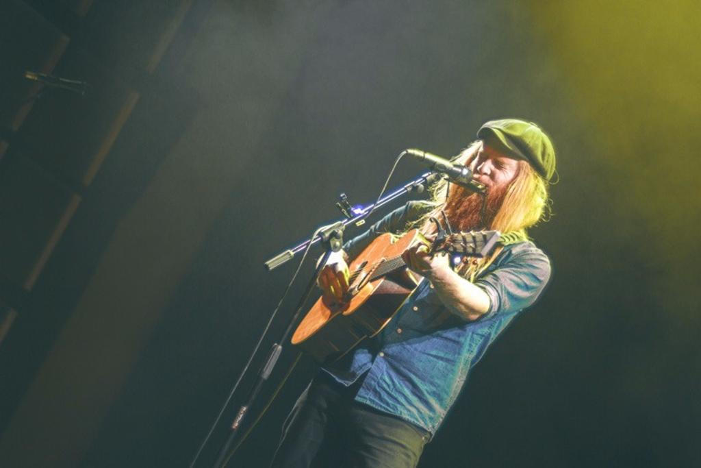 Stu Larsen-2