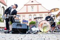 Arrogant twins Stánek-náměstí Tábor