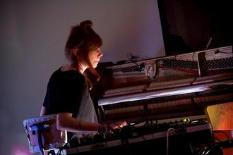 05_Poppy_Ackroyd_22_10_2015_Praha_v_Brne